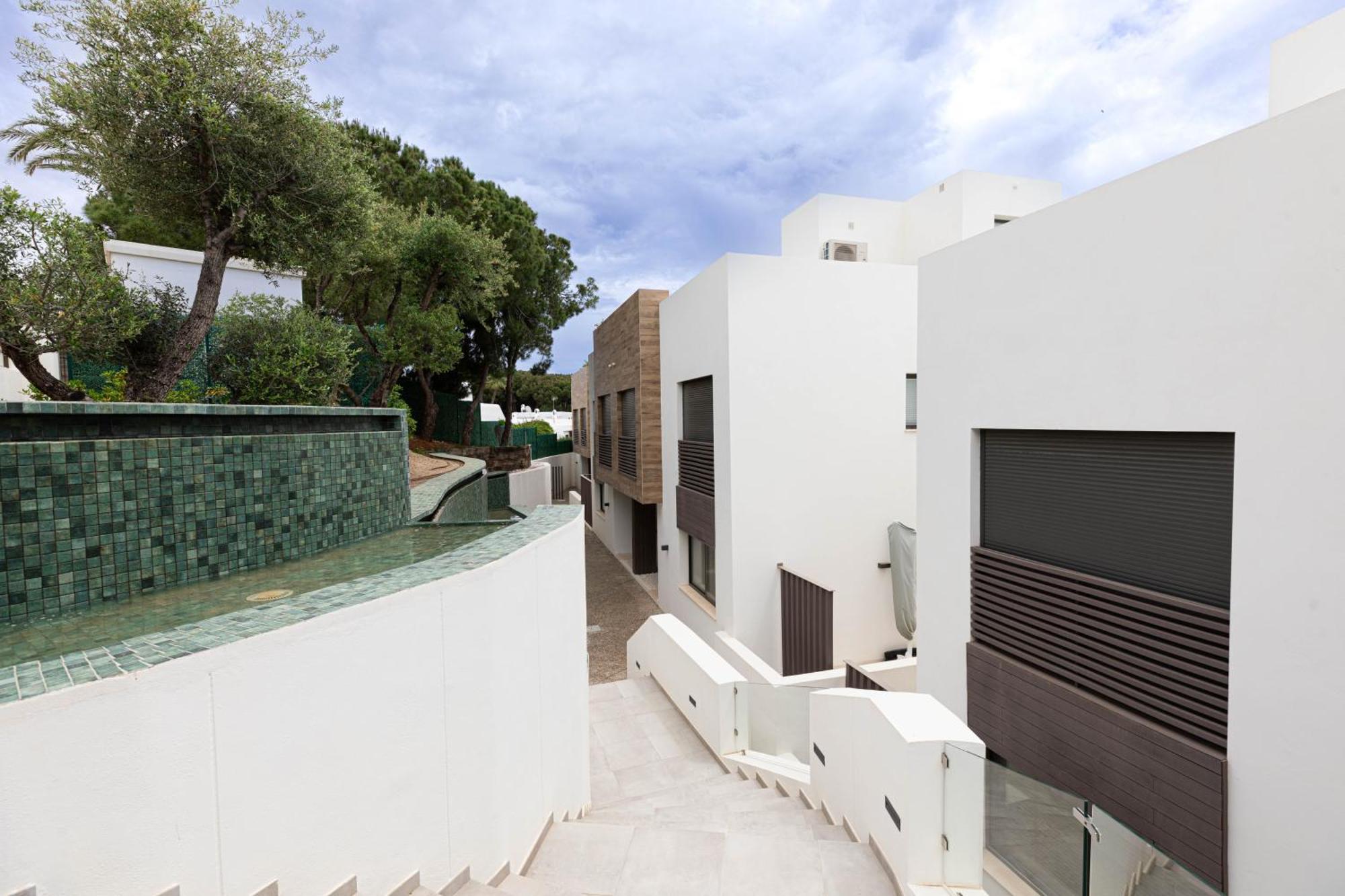 Apartment R14 Modern With Fantastic Sea Views *